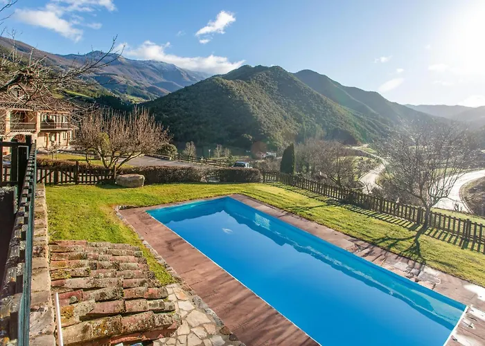 Gorgeous In Semesterbostad Cabezón de Liébana